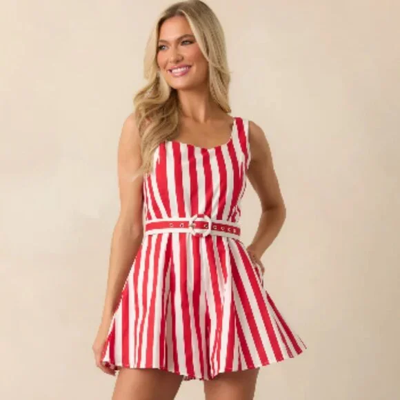 Prosperina NEW Red White Stripe Belted Flared Leg Romper size L - Picture 1 of 10